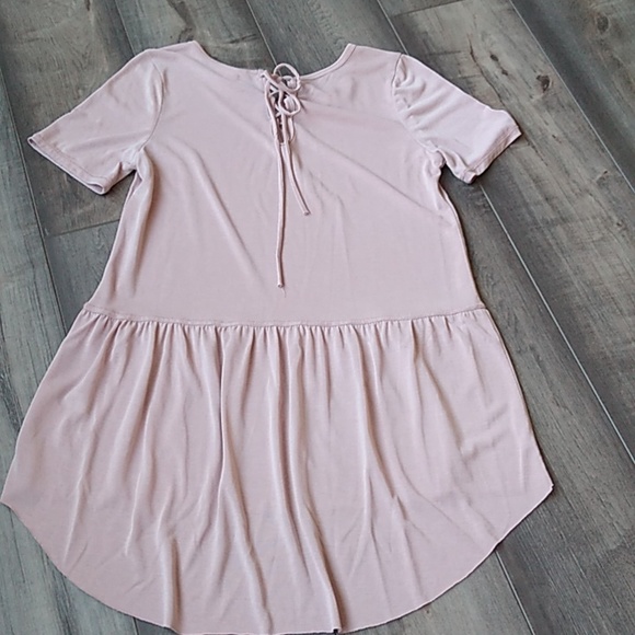MOTE DUSTY PINK HIGH LOW RUFFLED SHORT SLEEVE SHIRT WITH DRAWSTRING BACK SIZE SM - Picture 9 of 9